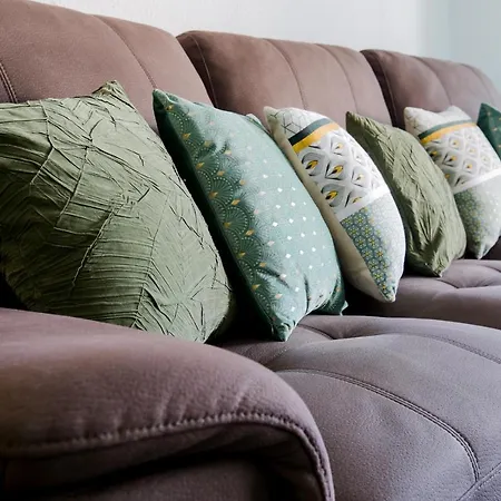 The Bluebird Адехе